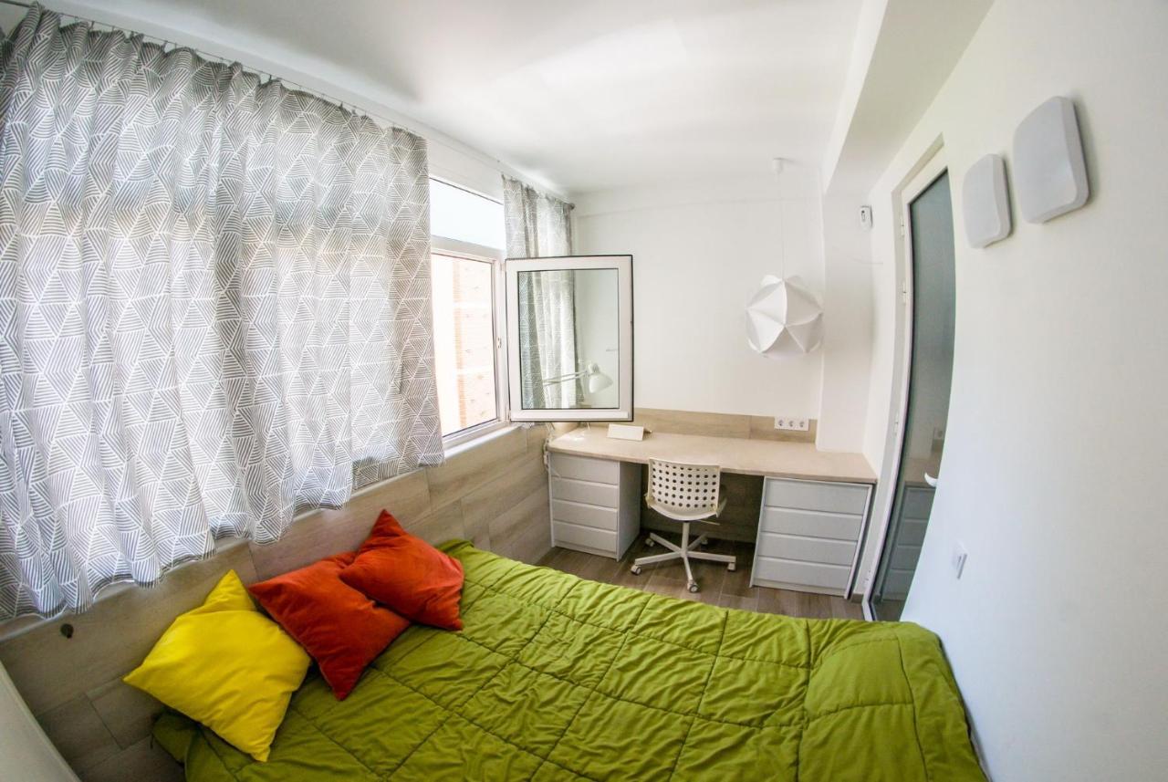 Alay Apartment & Pool 2 Bedroom Benalmadena Exterior photo